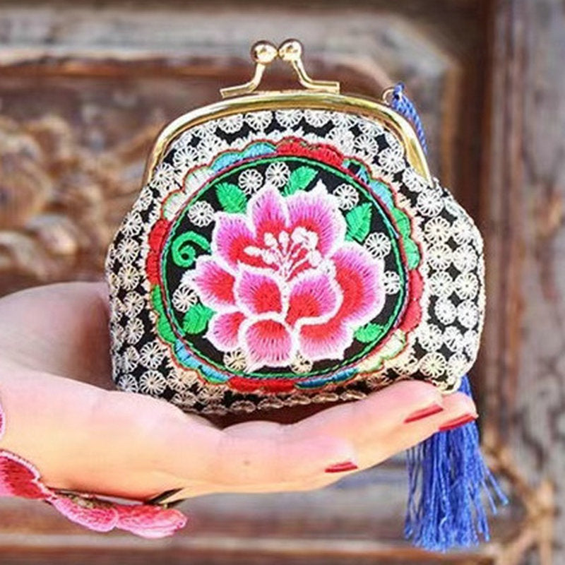 Women's Ethnic Style Cotton Linen Embroidered Flower Vintage Creative Mini Box Makeup Bag