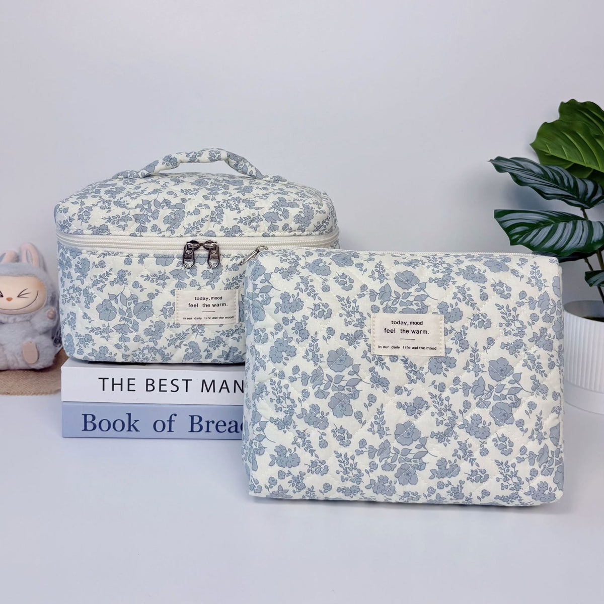 Fresh Floral Good-looking Portable Toiletry Large Capacity Bags