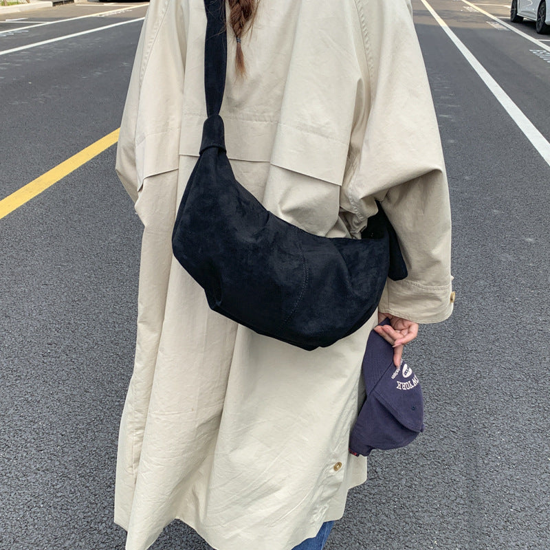 Elegant Women's Retro Dumpling Niche Commute Shoulder Bags