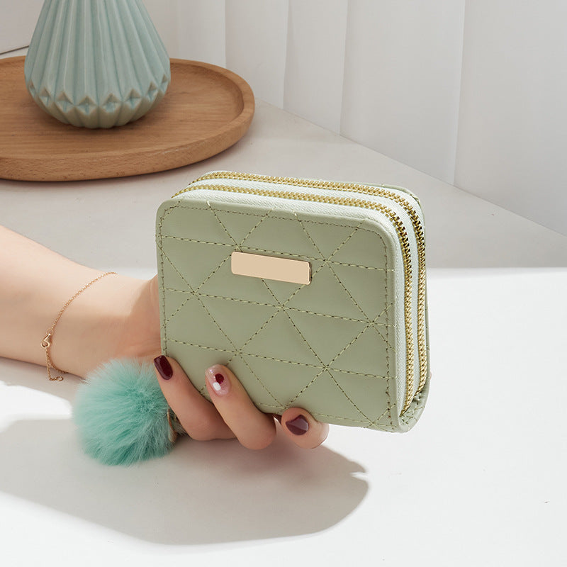 Women's Mao Ball Rhombus Texture Iron Mark Short Ladies Wallet