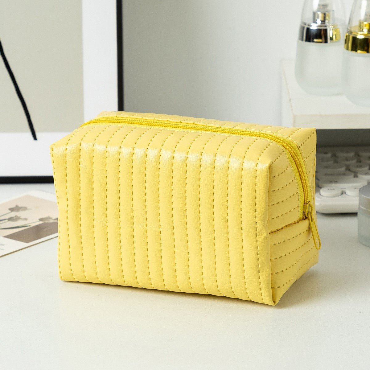 Floral Quilted Toiletries Portable Cosmetics Storage Makeup Bag