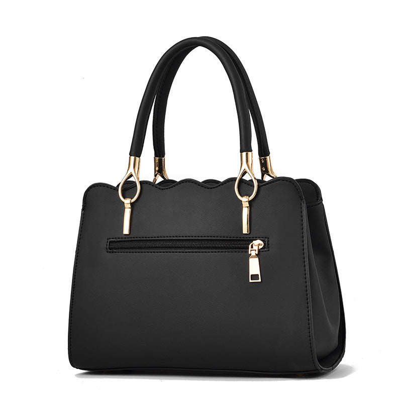 Classic Cool Mom Fashionable Large Capacity Shoulder Bags