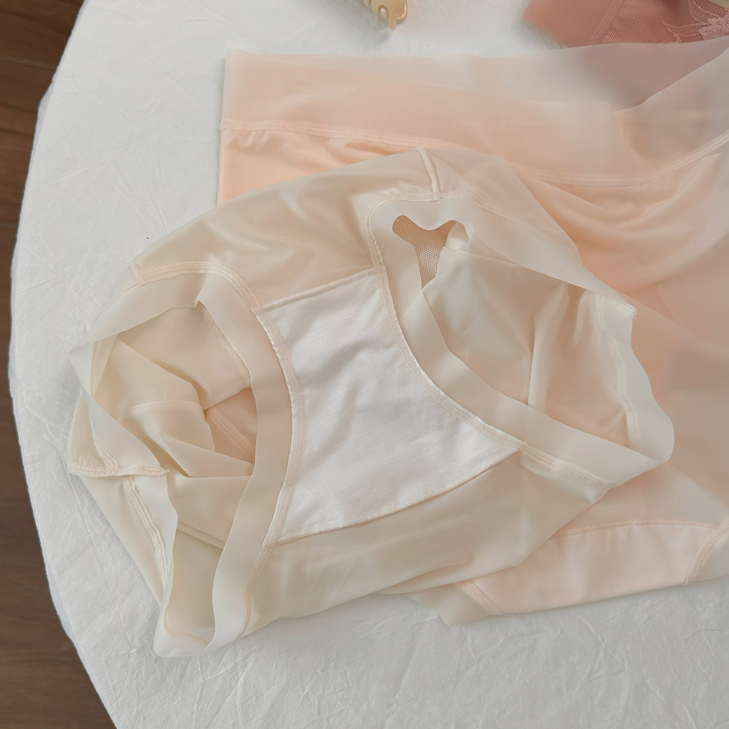 Women's Sexy Lace Ice Silk Mask Underwear Antibacterial Crotch Panties