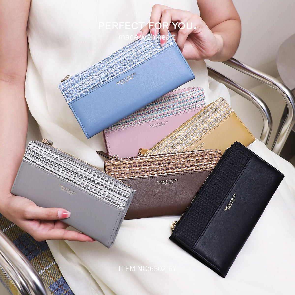 Women's Knitted Stitching Long Zipper Personality Mobile Multiple Slots Bags