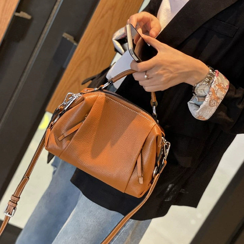 Women's Fashion First Layer Cowhide Leisure Commute Handbags