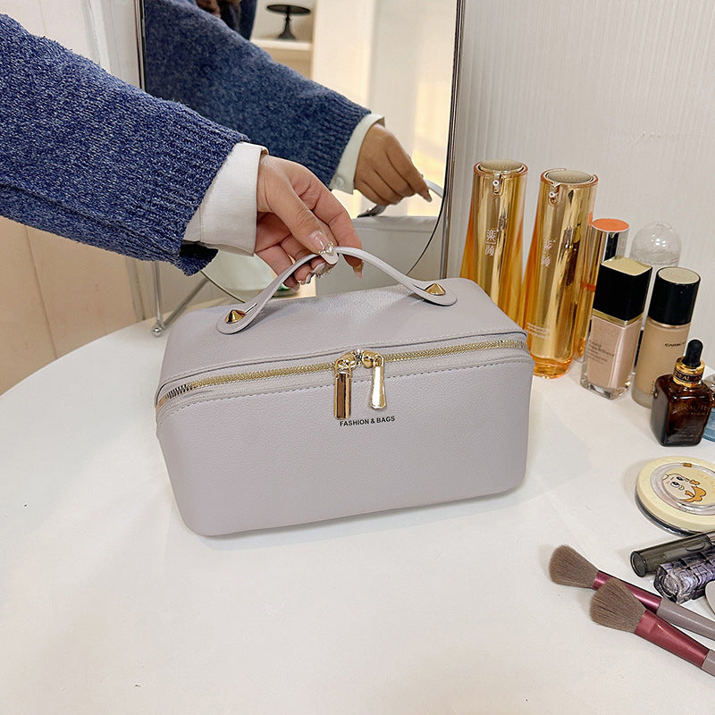 Good-looking Large Capacity Leather Wash Cosmetics Cosmetic Bags