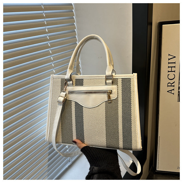Trendy Contrast Color Large Capacity Female One Commuter Bags