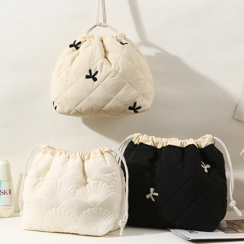 Brush Quilting Large Capacity Cosmetics Fashion Simple Bags