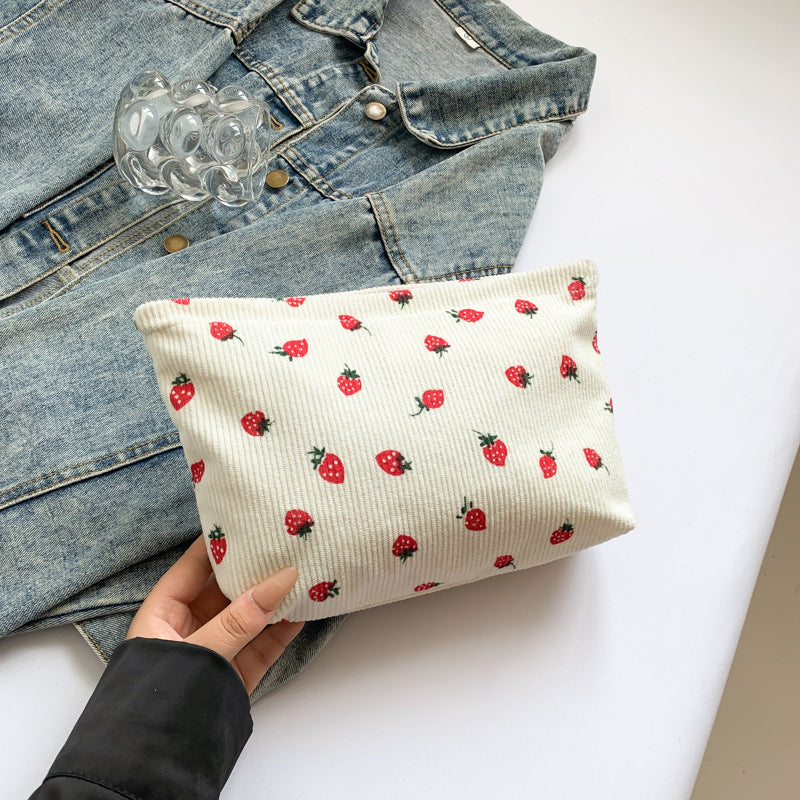 Cute Strawberry Autumn Retro Fashion Simple Trend Makeup Bag
