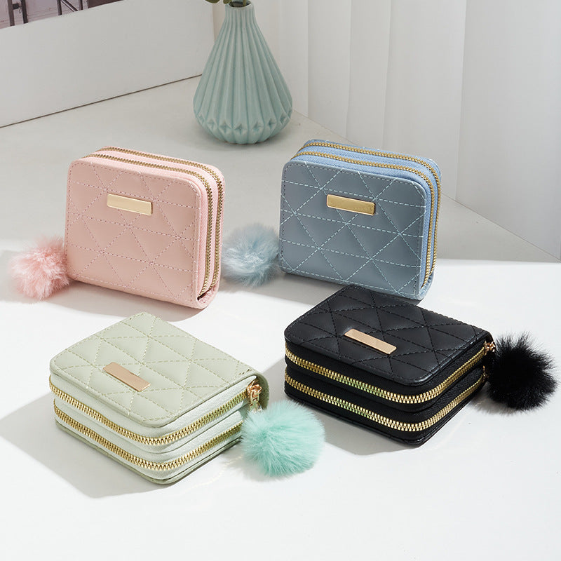 Women's Mao Ball Rhombus Texture Iron Mark Short Ladies Wallet