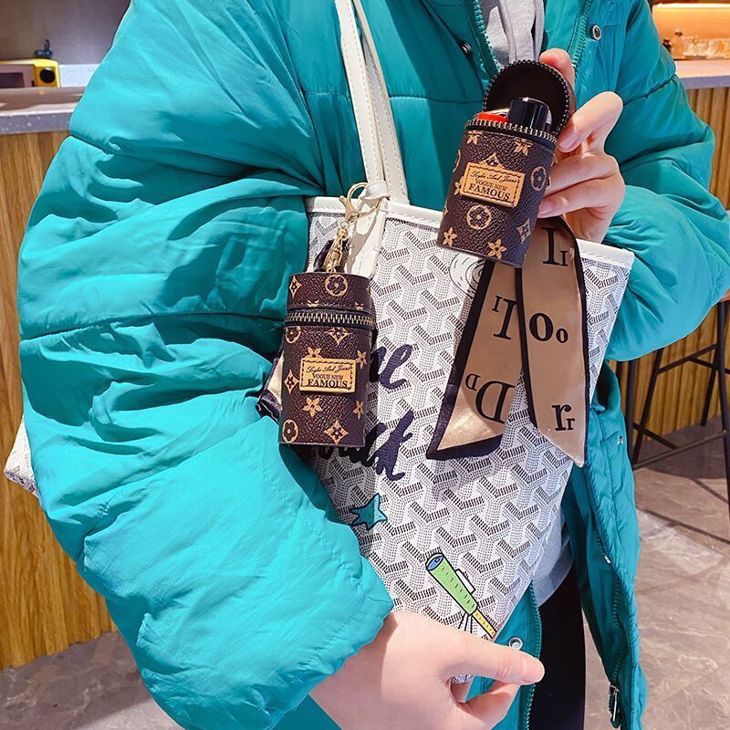 Pretty Glamorous Presbyopic Pendant Earphone Mini Coin Purses