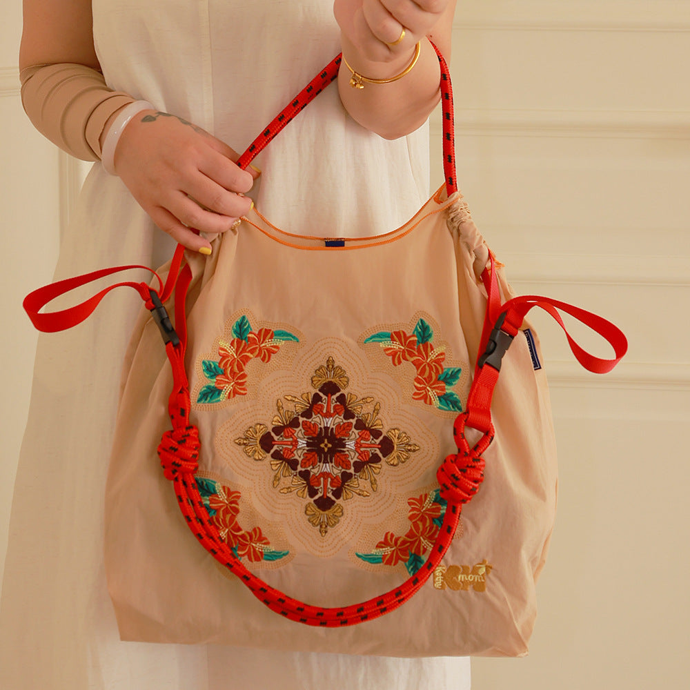 Environmental Protection Embroidery Shopping Nylon Cloth Flower Hand-held Minority Bags