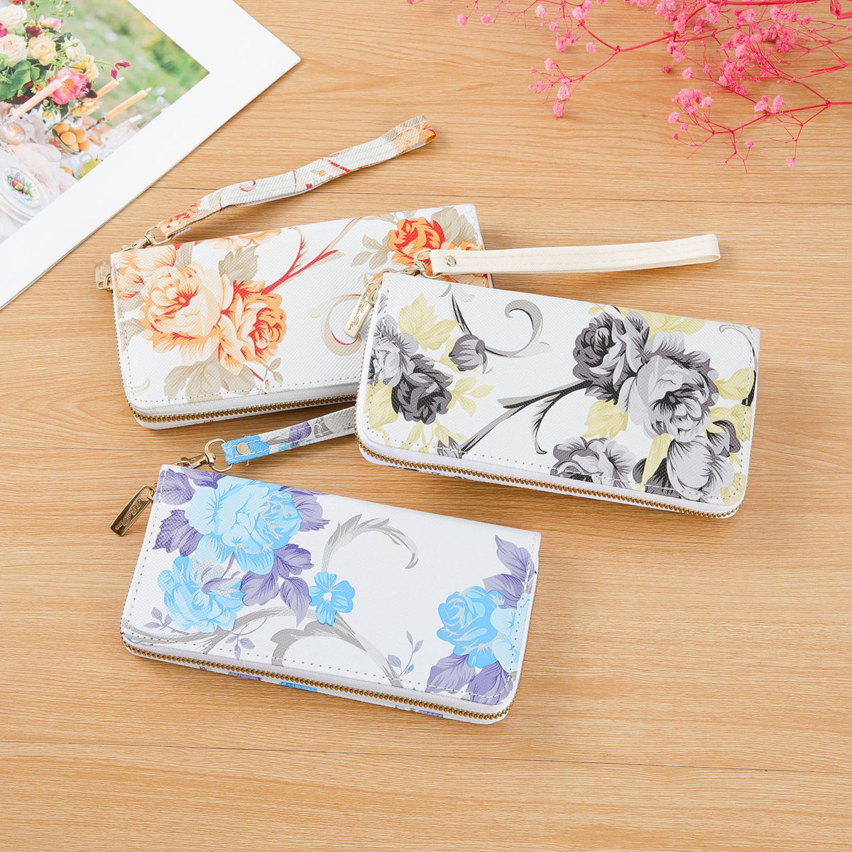 Women's Long Single-layer Printed Rose Mobile Clutch Ladies Wallet