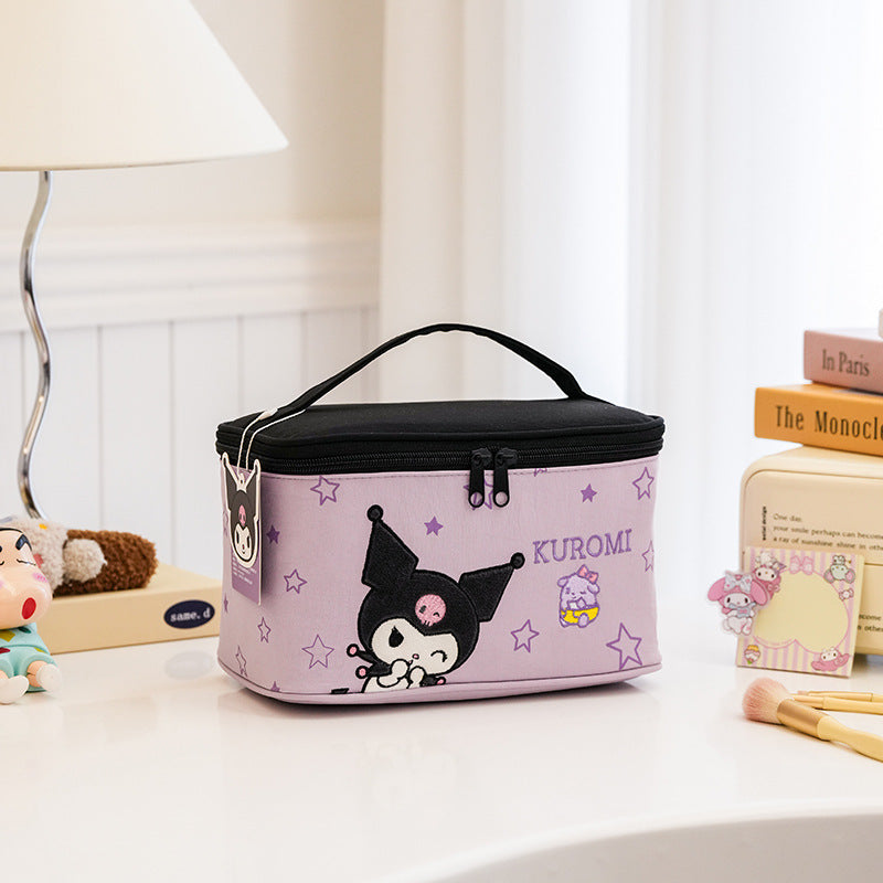 Fashion Embroidery Large Capacity Good-looking Portable Cosmetic Bags