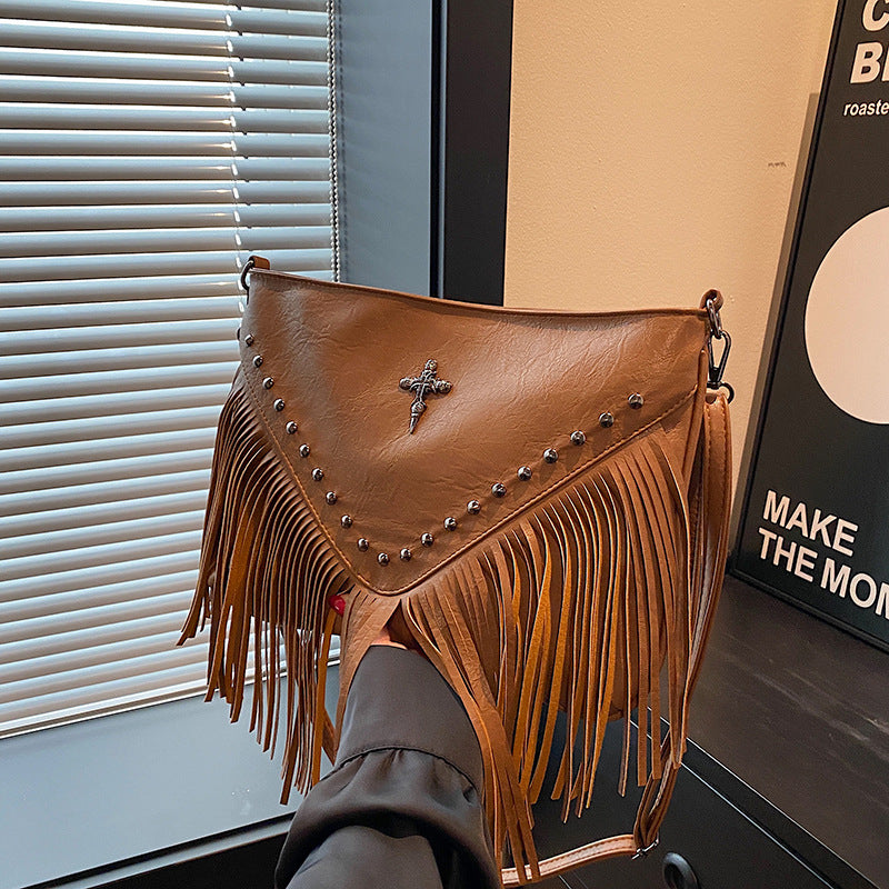 Women's Style Fashion Tassel Personality Rivets Large Capacity Bags