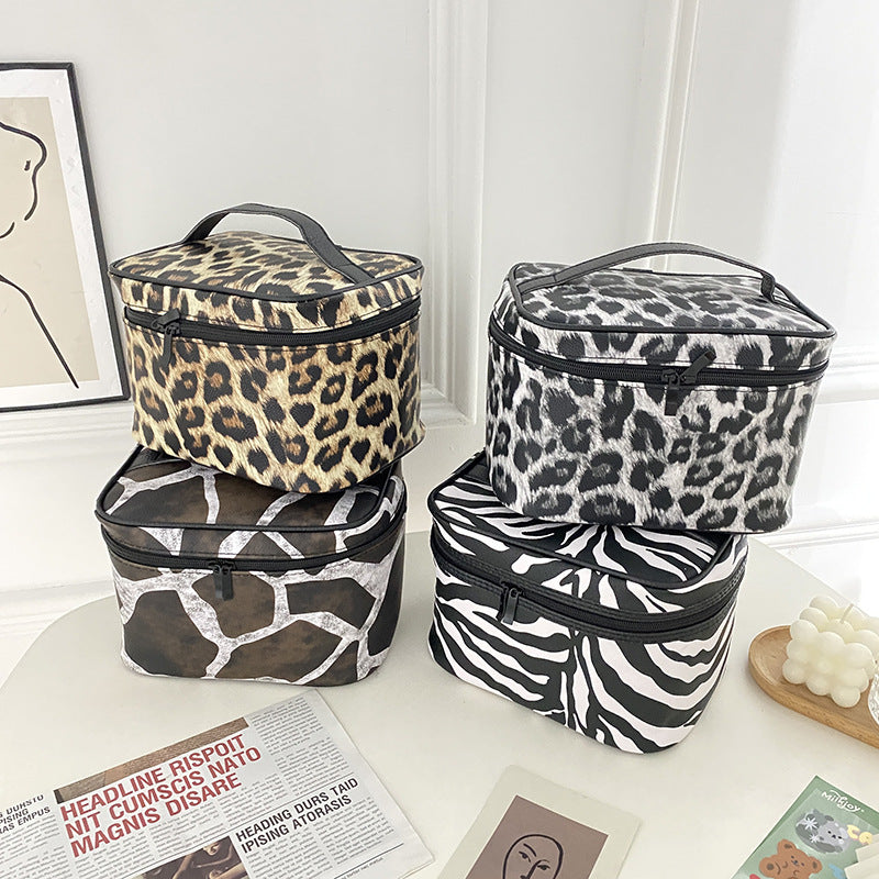 Women's One-piece Leopard Print Cosmetics Storage Portable Makeup Bag
