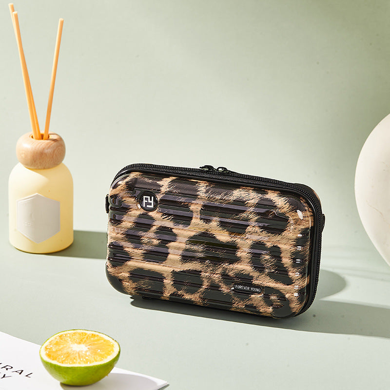 Hard Storage Good-looking Wash Large Capacity Makeup Bag