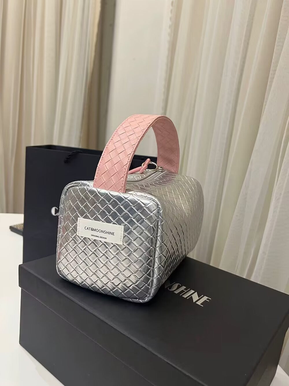 Sier Pink Color Matching Woven Hand Portable Cosmetic Bags