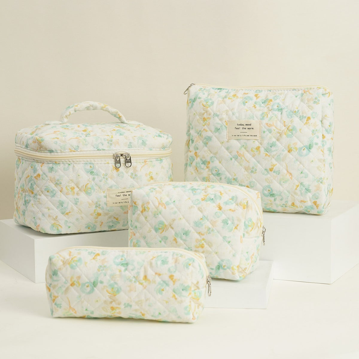 Large Capacity Quilted Floral Storage Portable Bags