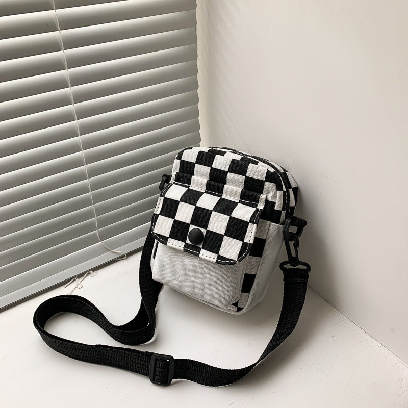 Women's Retro Color Plaid Simple Fashion Trendy College Women's Messenger Bag