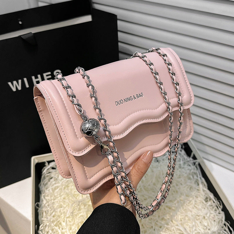 Women's Niche Wave High-grade Chain Underarm French Bags