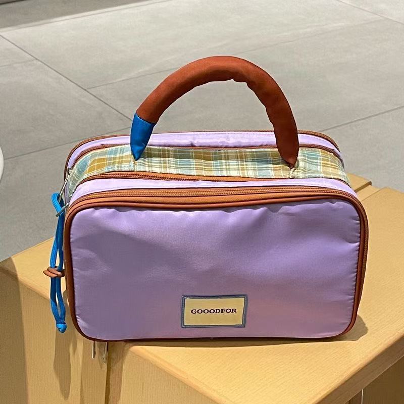Women's Dopamine Large Capacity Plaid Contrast Color Hand Gift Storage Makeup Bag