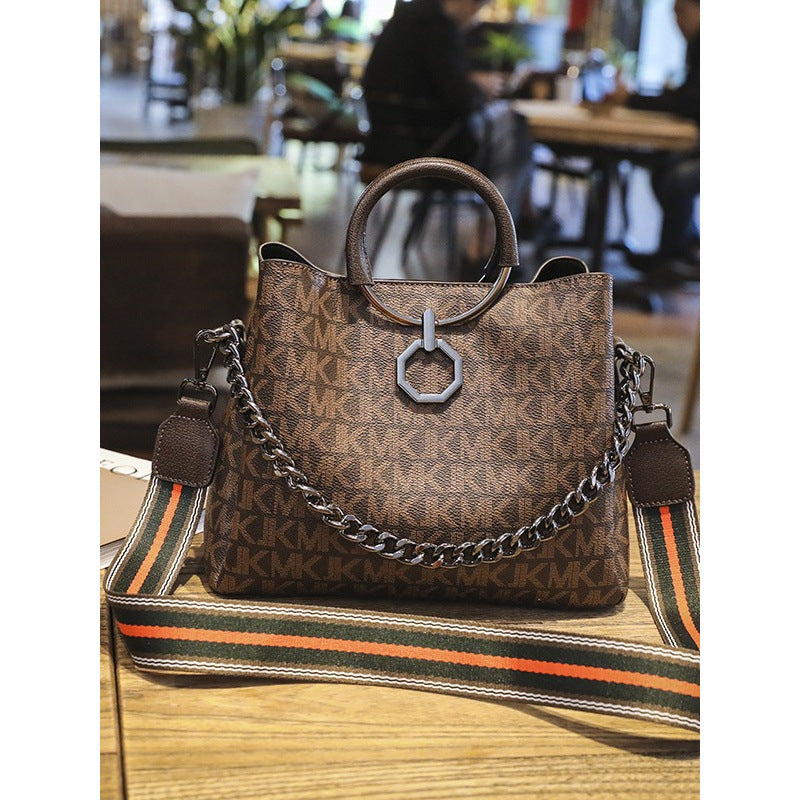 Women's Soft Leather Wrist Portable Broadband Printed Chain Women's Messenger Bag