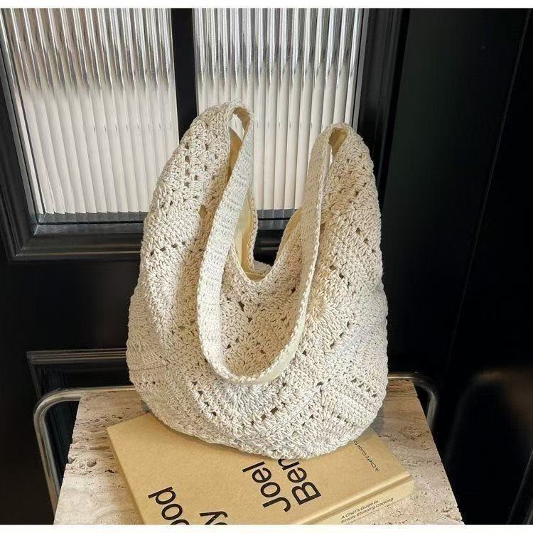 Korean Style Woven Artistic Woolen Yarn Seaside Vacation Women's Shoulder Bag