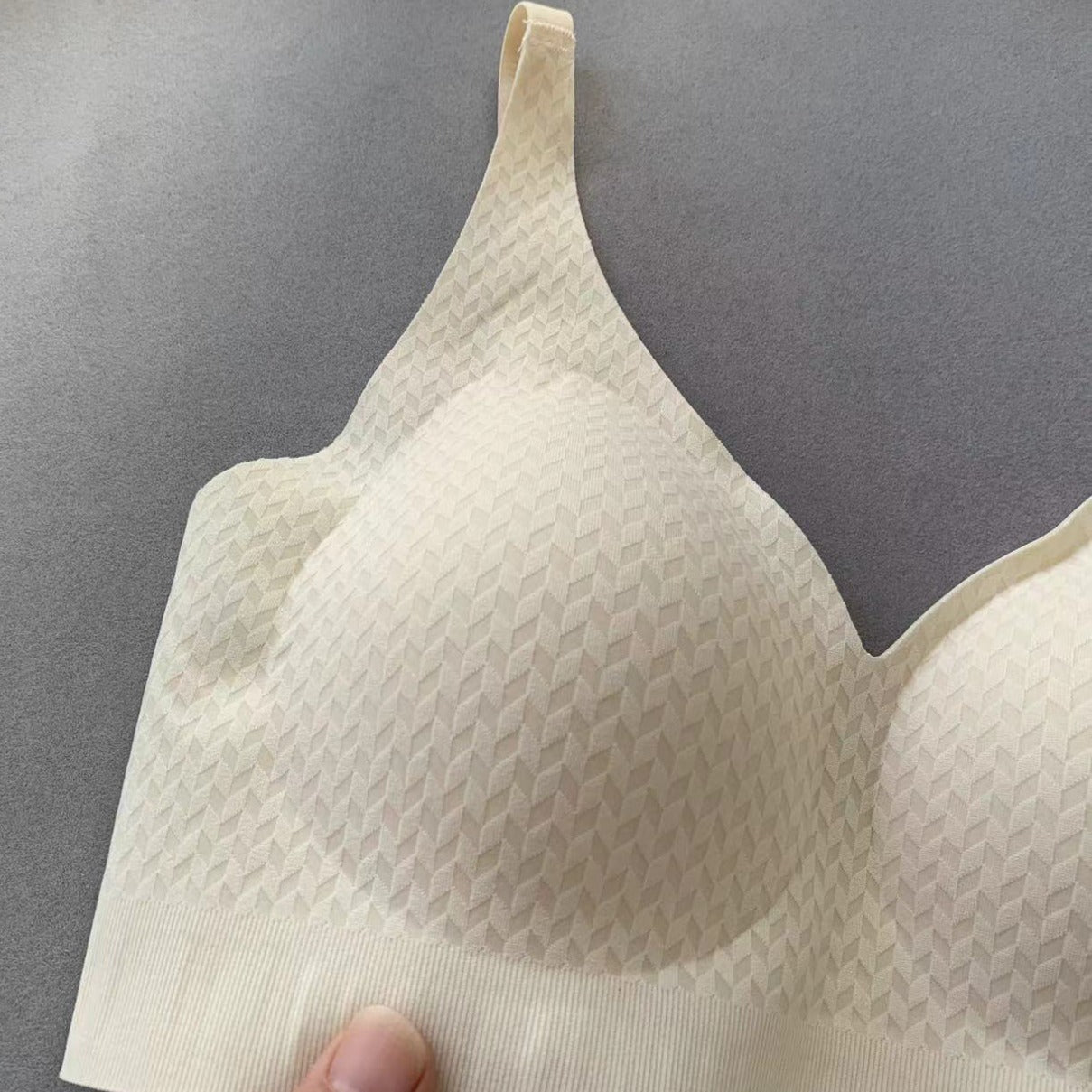 Women's Stylish Autumn Thread Support Underwear Seamless Everyday Bras