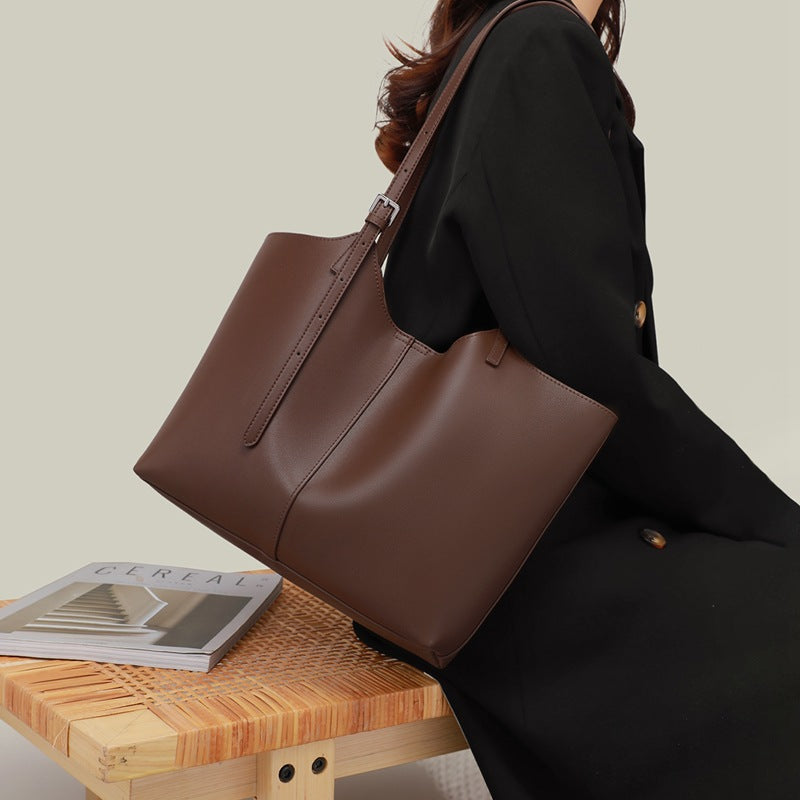 Women's Summer Genuine Leather Underarm Large Capacity Women's Messenger Bag
