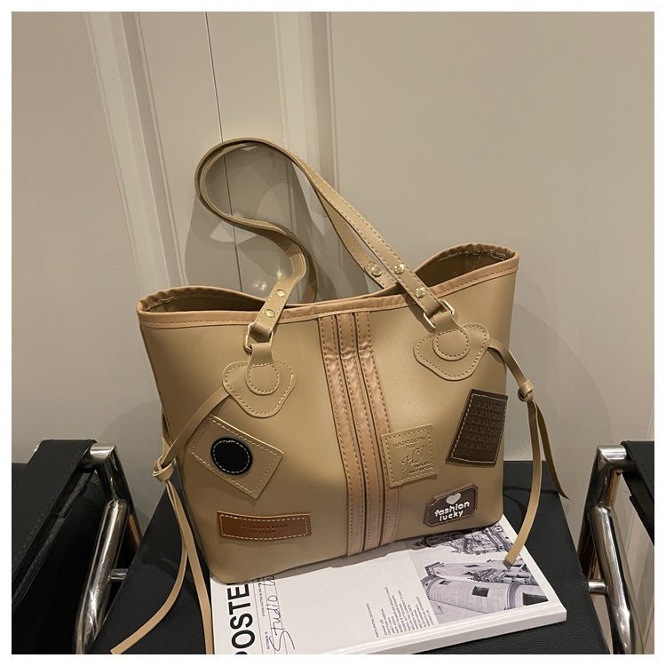 Women's Commuter Retro Autumn Large Capacity Personalized Fashion Women's Shoulder Bag