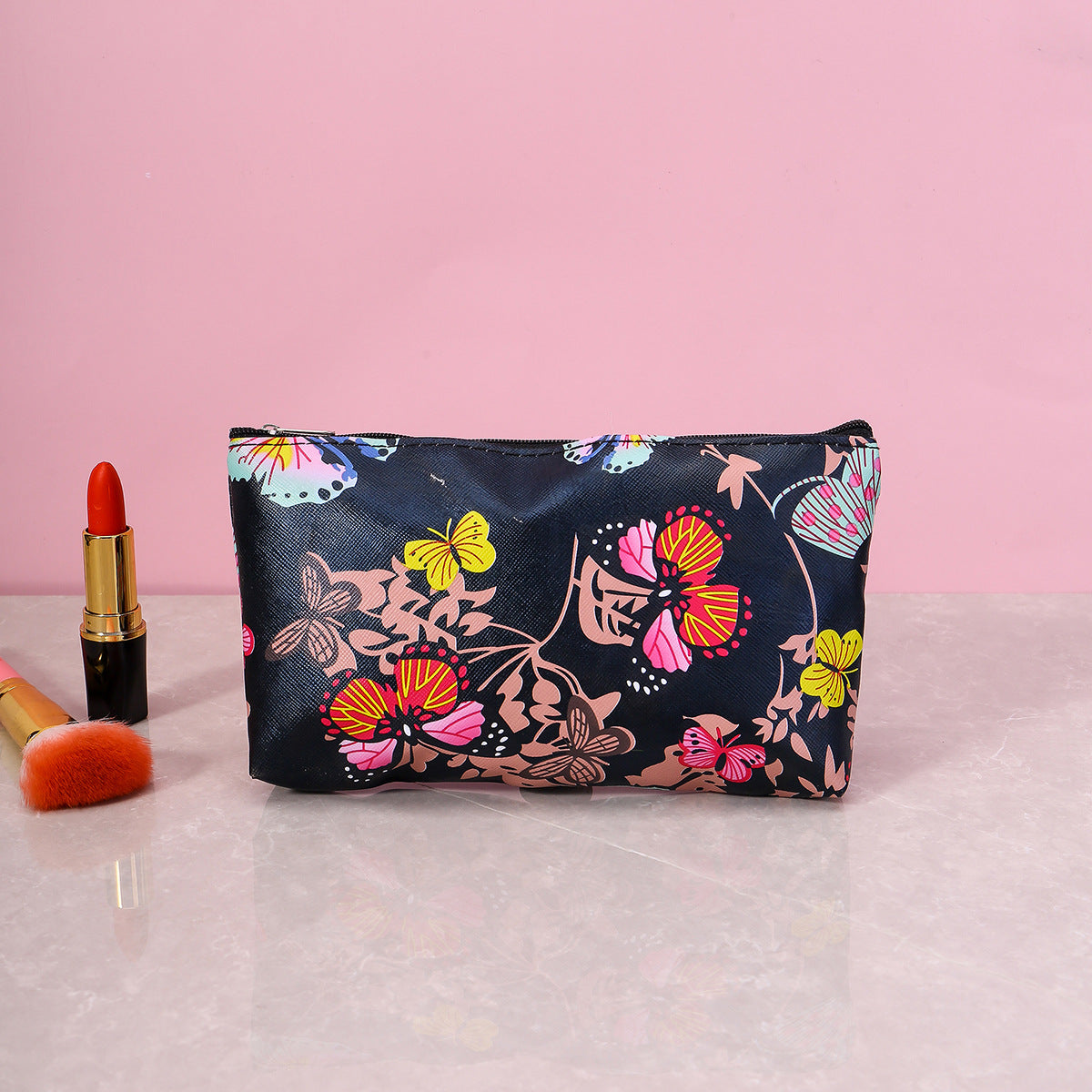Women's Korean Leisure Letter Jacquard Horizontal Hand-held Cosmetic Bags