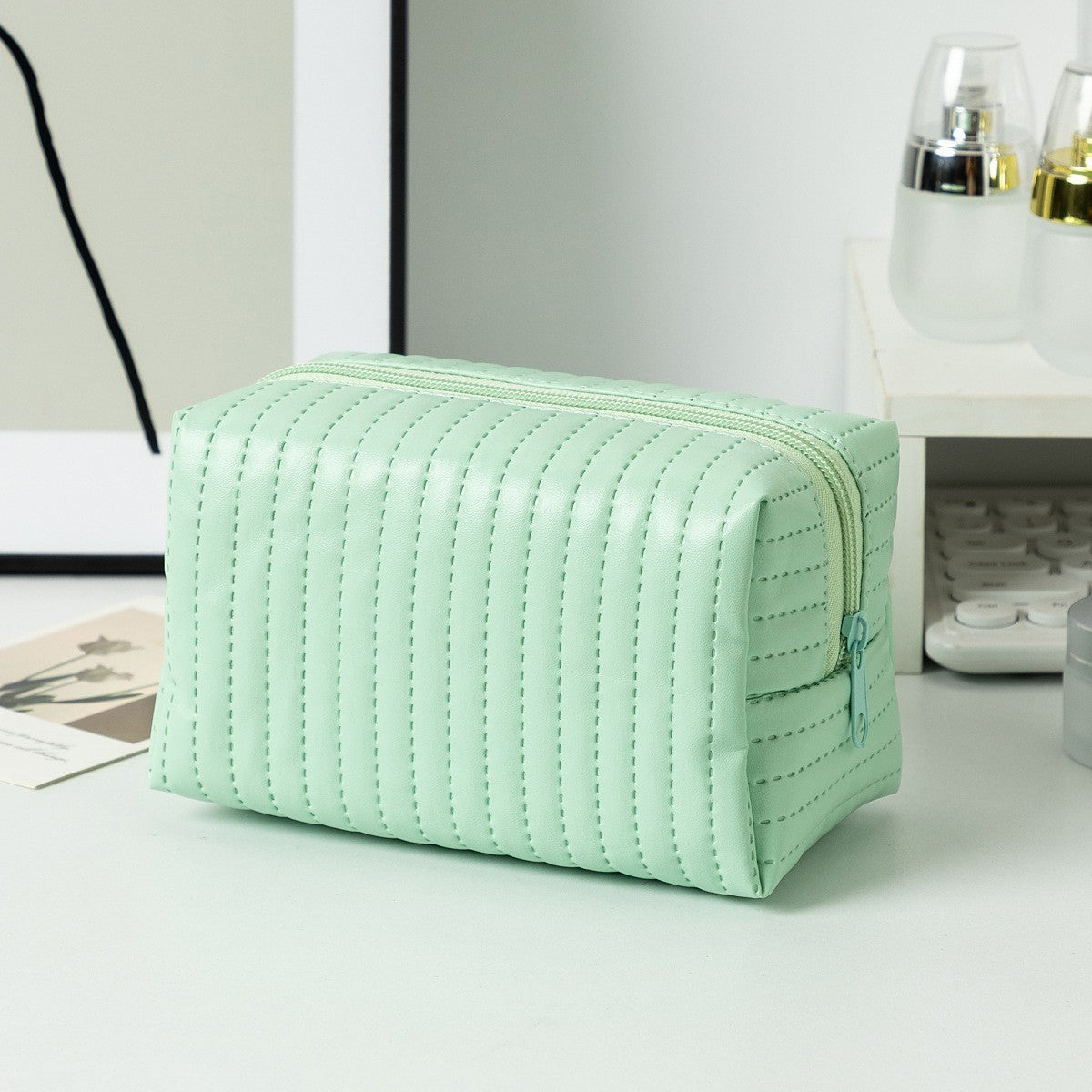 Floral Quilted Toiletries Portable Cosmetics Storage Makeup Bag