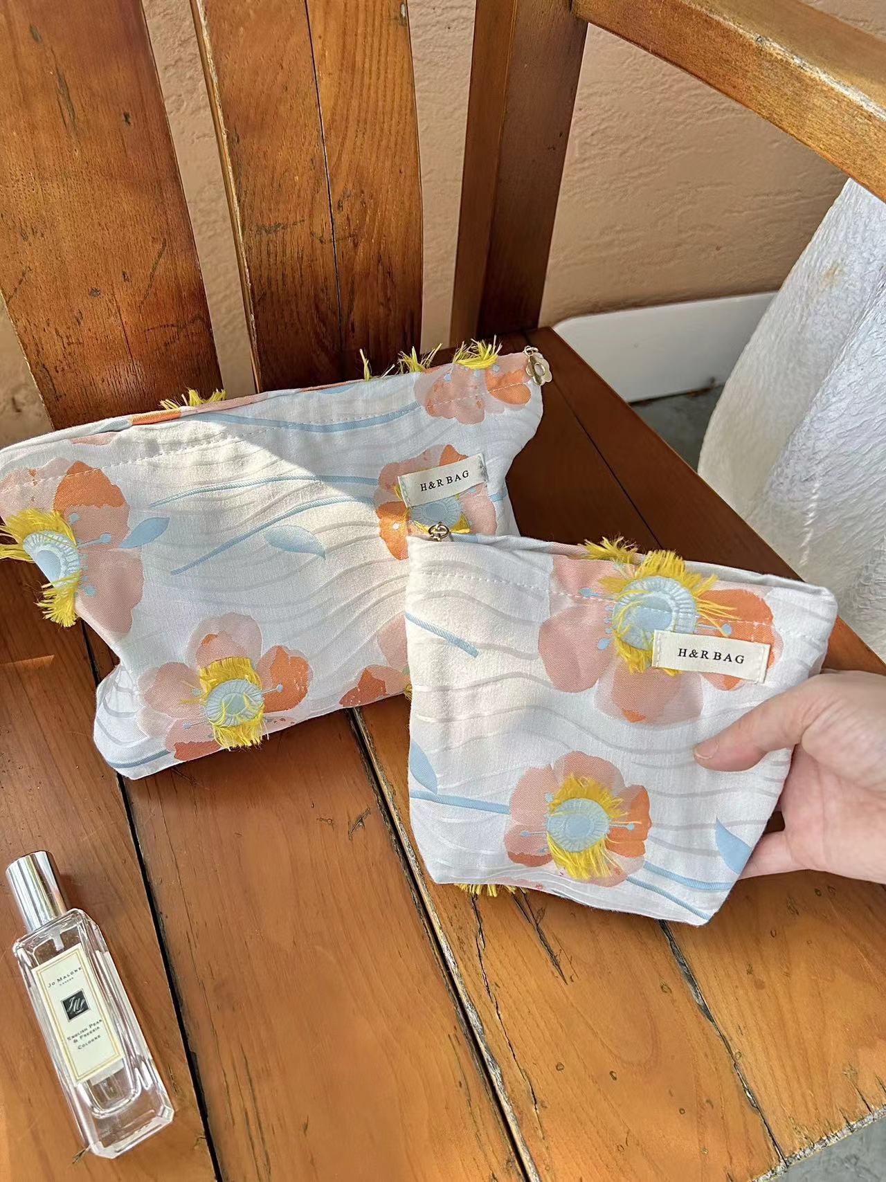 Casual Fresh Yarn-dyed Large Capacity Buggy Cosmetic Bags