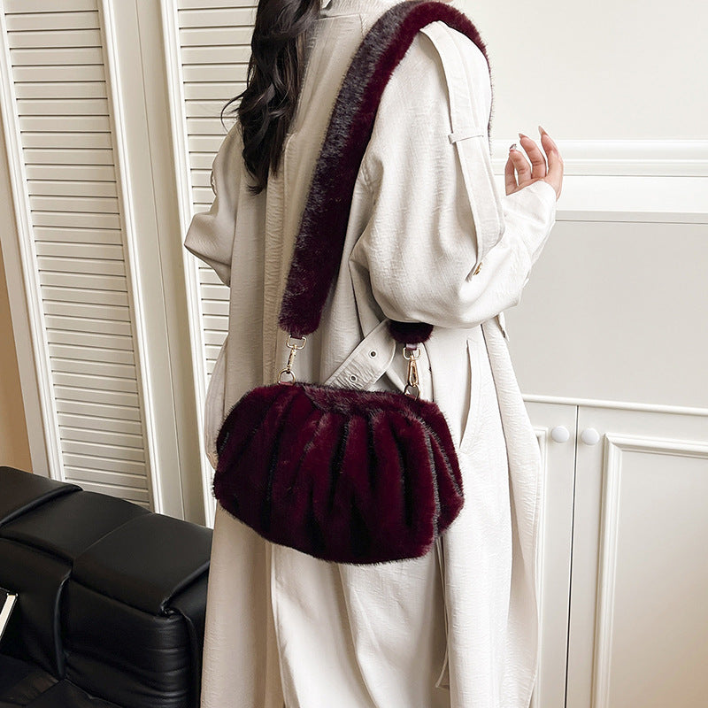 Women's Fashion Pleated Hand Carrying Plush Temperament Wild Popular One Shoulder Bags