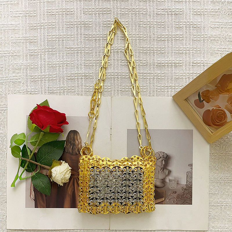Women's Retro Metal Sequins Chain Hand-woven Sequin Underarm Mobile Phone Bags