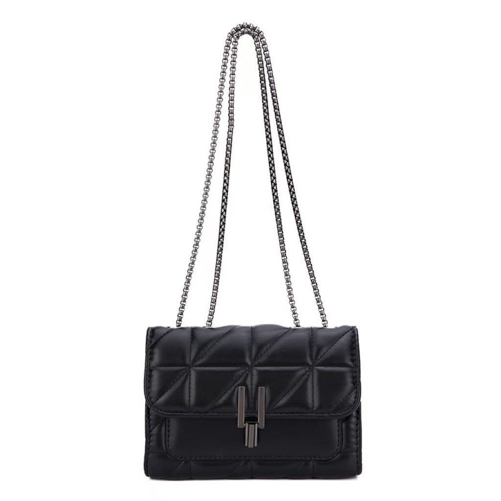 Simple Chain Medium Size Horizontal Flap Small Square Bags