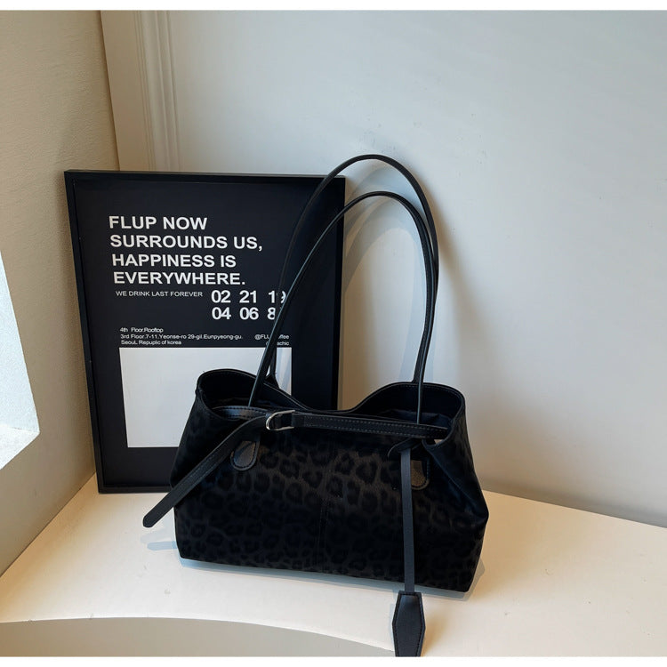 Capacity Leopard Print Beautiful Fashion Retro Simple Bags