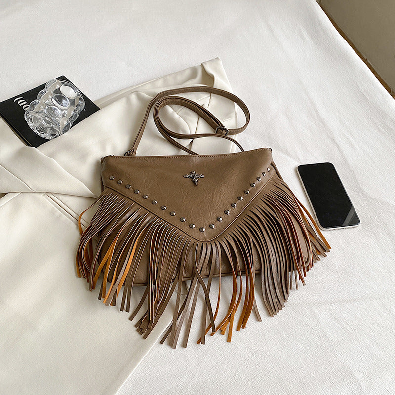 Women's Style Fashion Tassel Personality Rivets Large Capacity Bags