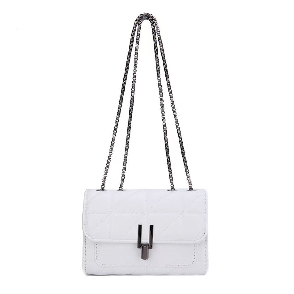 Simple Chain Medium Size Horizontal Flap Small Square Bags