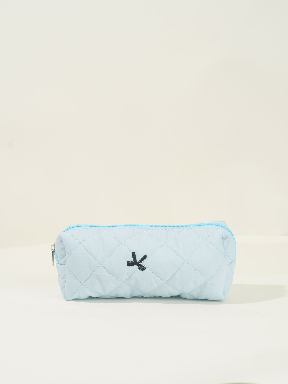 Embroidered Bow Large Capacity Suit Storage Makeup Bag