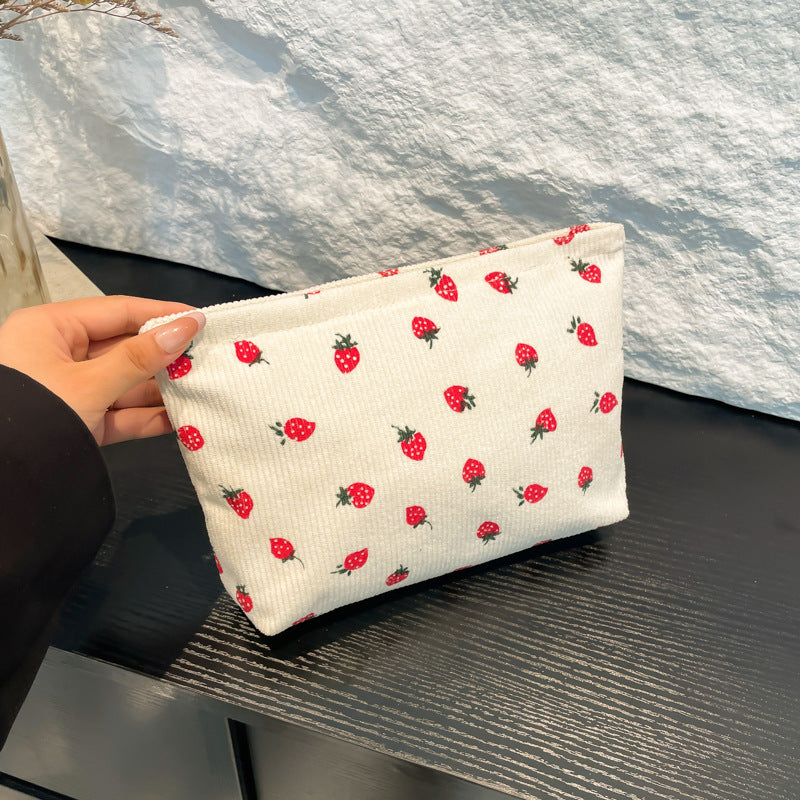 Cute Strawberry Autumn Retro Fashion Simple Trend Makeup Bag
