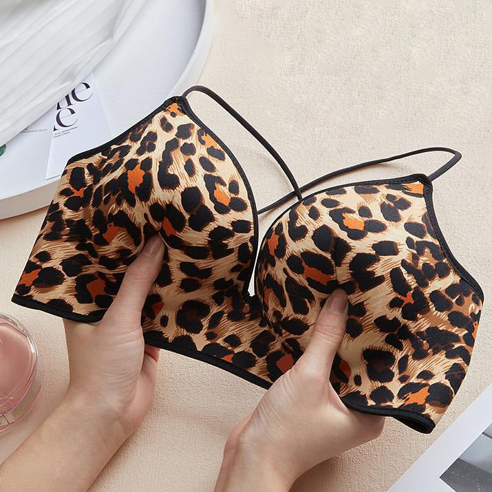 Women's Pure Desire Wireless Underwear French Style Glossy Surface Lingerie Sets