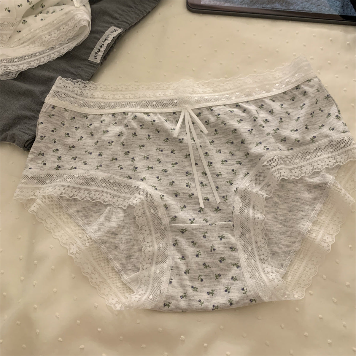 Lace Floral Sweet Underwear Comfortable Breathable Panties