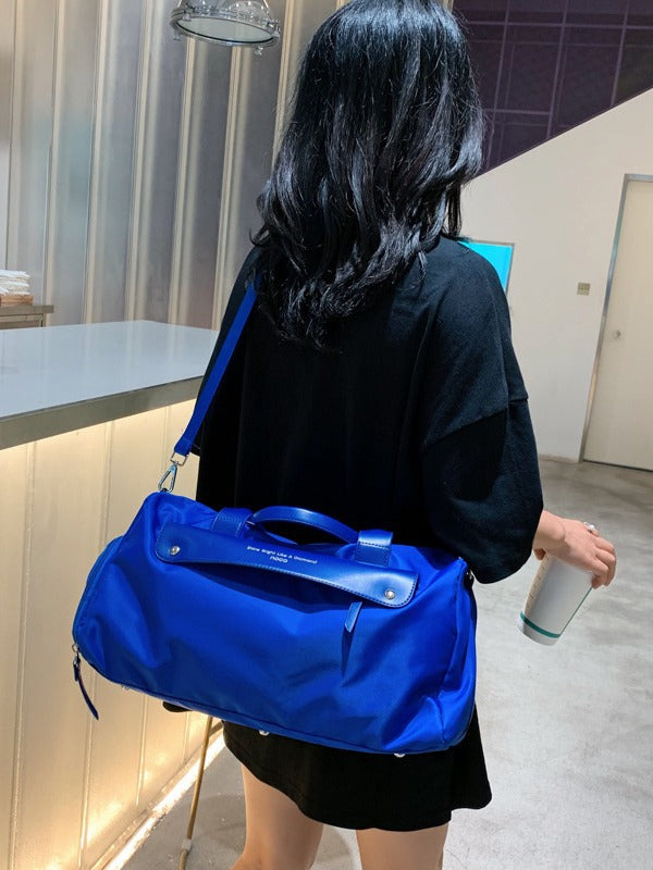 Large Capacity Portable Fashion Waterproof Storage Travel Bags