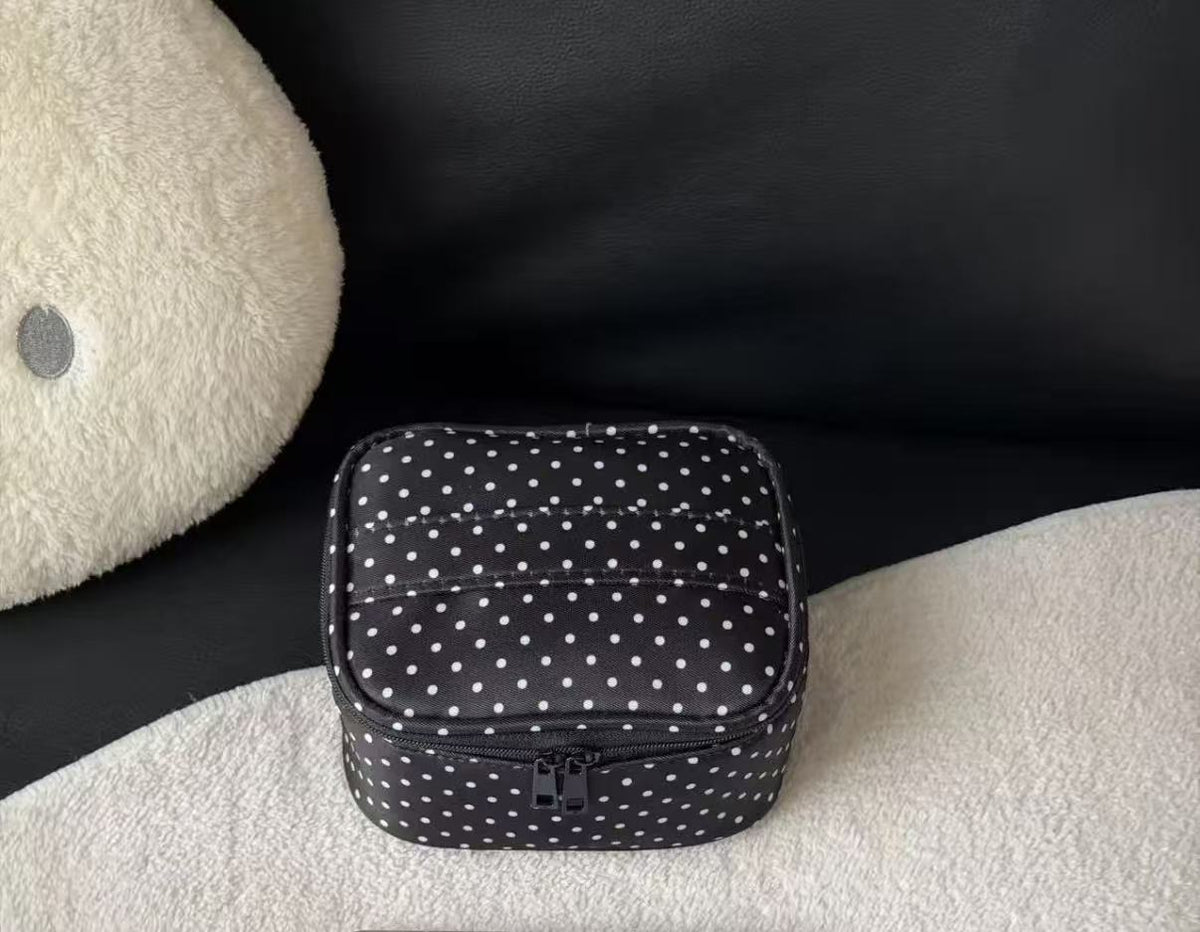 Women's High-grade Waterproof Hard-wearing Portable Storage Large Capacity Cosmetic Bags