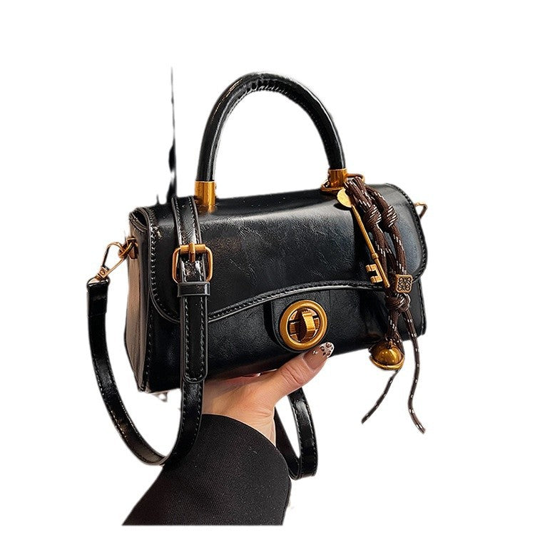 Beautiful Women's Niche Retro Portable Simple Shoulder Bags