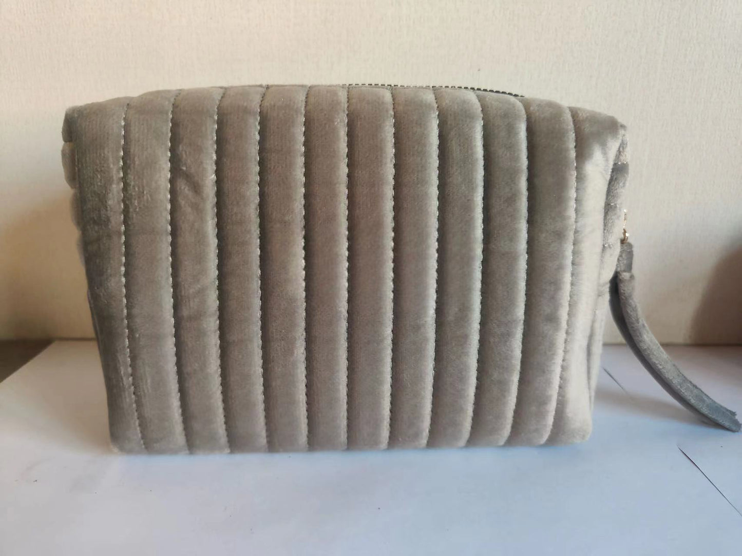 Quilted Exquisite Veet Flannel Filling High Cosmetic Bags