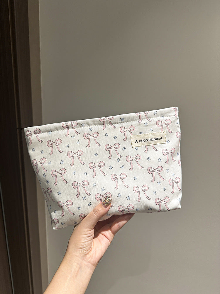 Fresh Bow Portable Fabric Liner Sanitary Napkin Cosmetic Bags