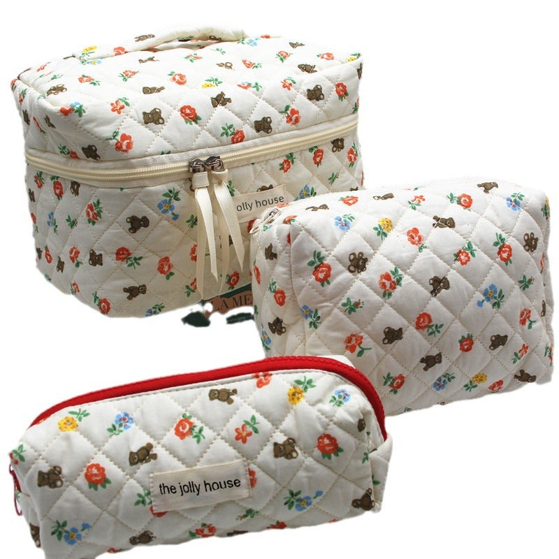 Rabbit Flower Large Capacity Portable Toiletry Cosmetic Bags